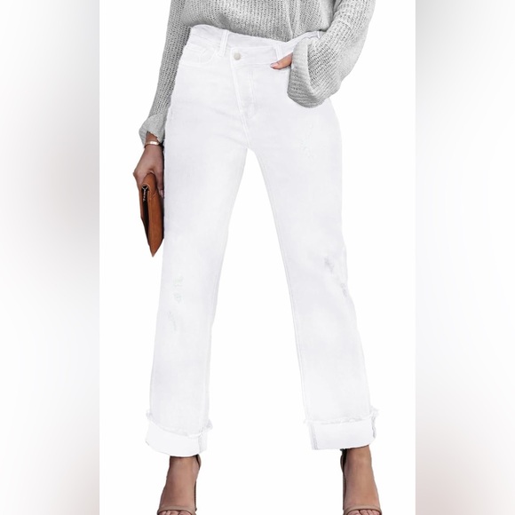 🆕Women's Light Distressed Jeans